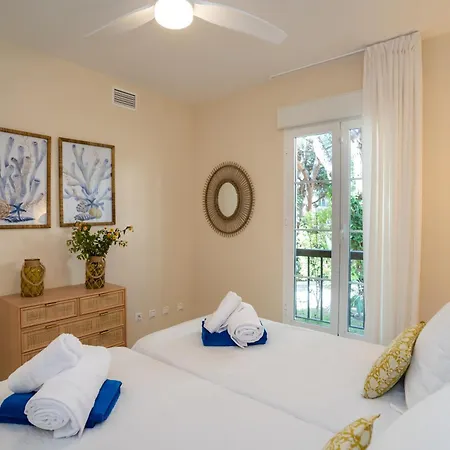 Limones De Genova ,150 M Playa Elviria Apartment Marbella